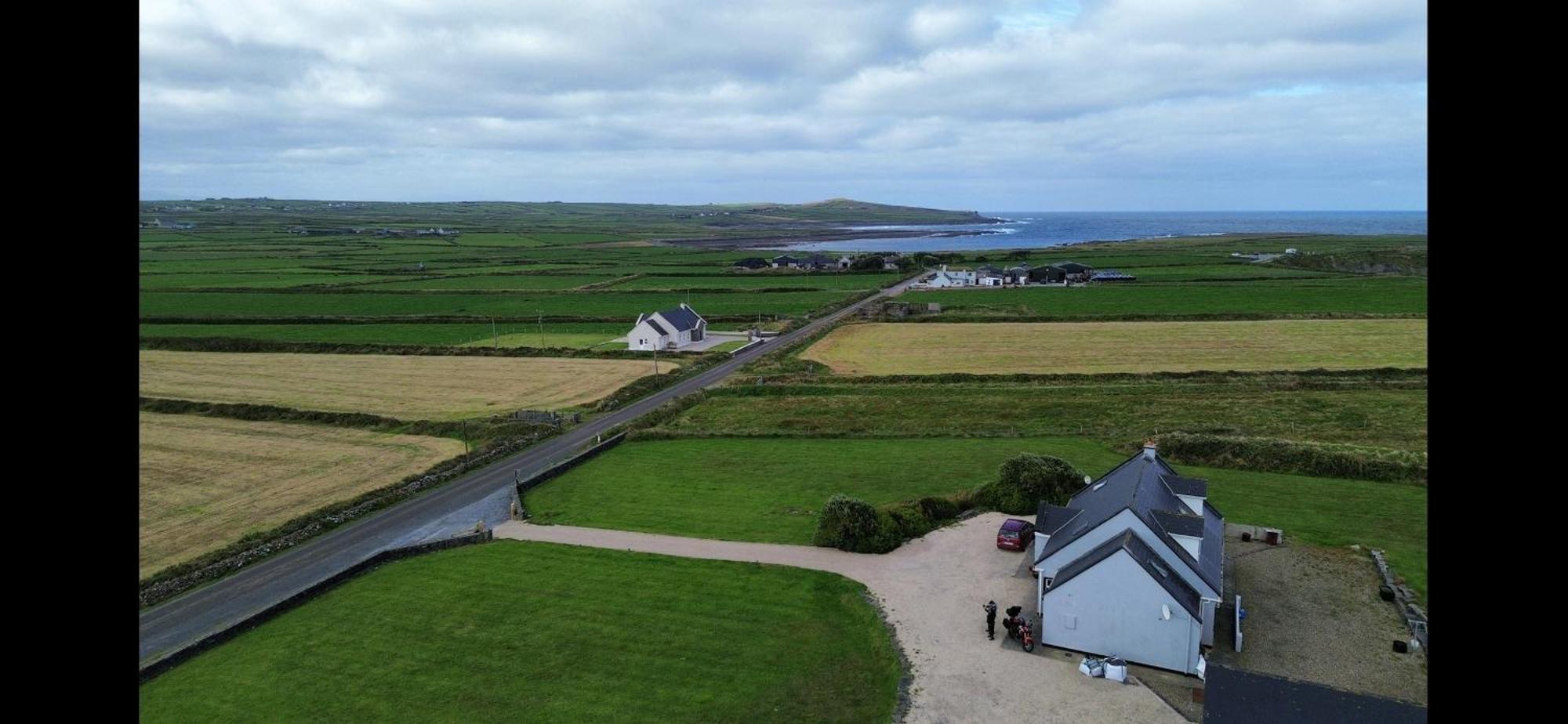 Bed and Breakfast Cois Na Mara Bridges Of Ross V15 T677 Kilbaha Esterno foto