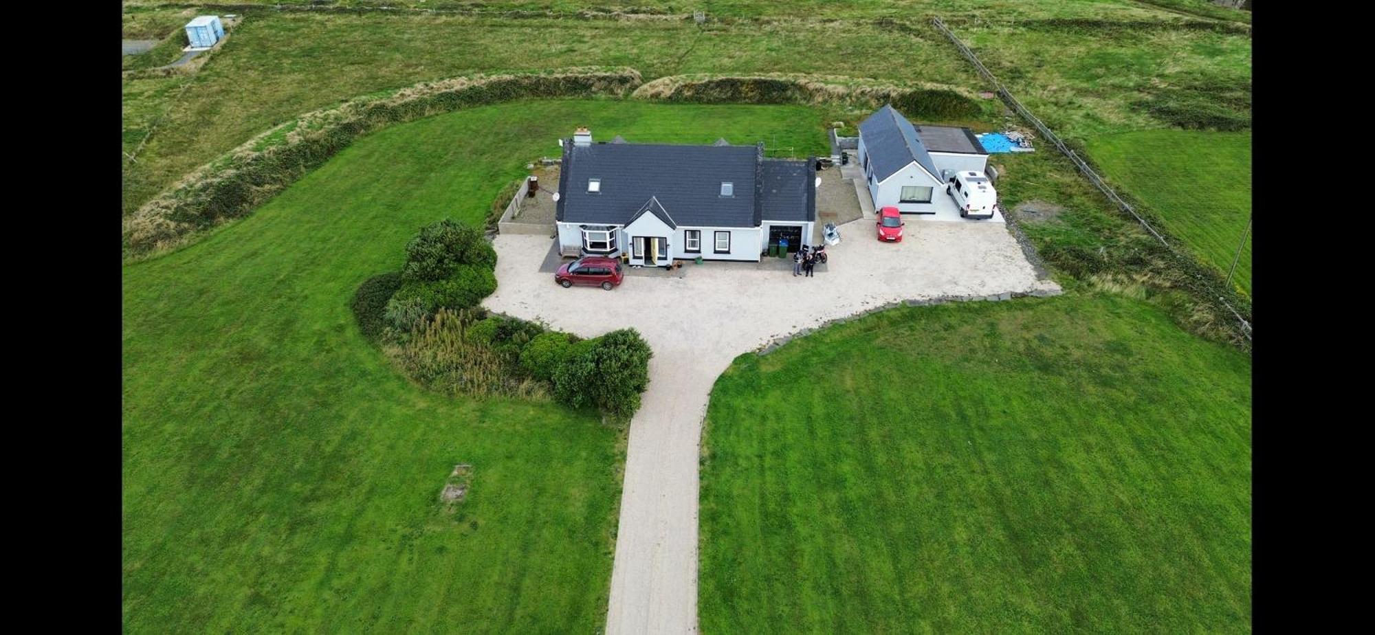 Bed and Breakfast Cois Na Mara Bridges Of Ross V15 T677 Kilbaha Esterno foto